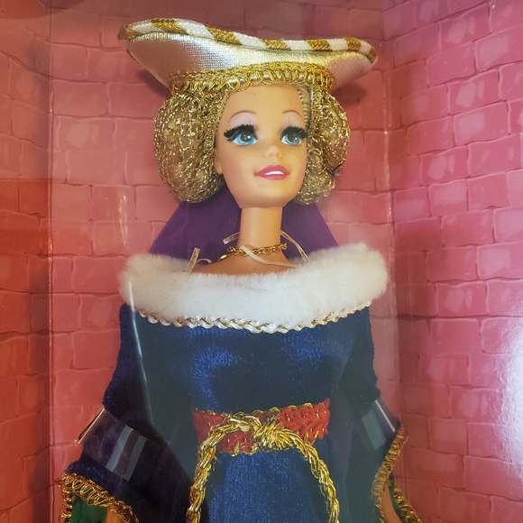 🆕️ Medieval Lady Barbie - Picture 4 of 10